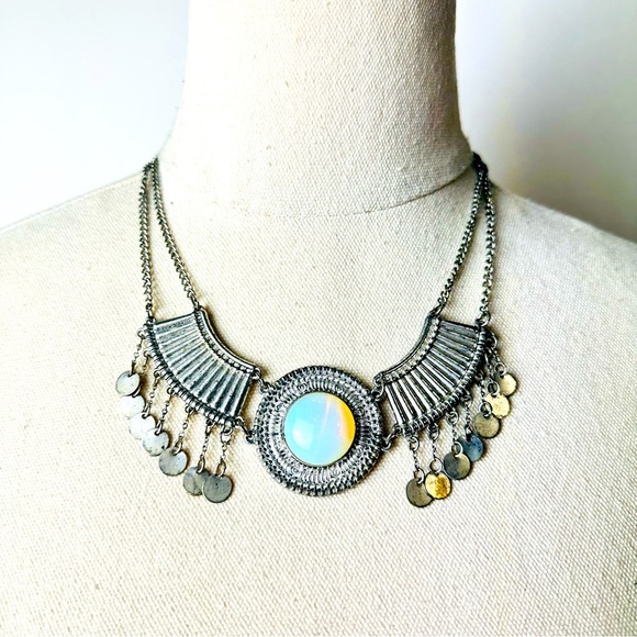 VINTAGE Gorgeous Bohemian silver colour choker coin necklace - Picture 4 of 6